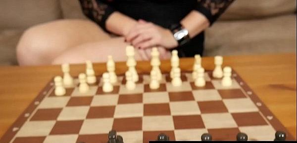  Hot Nympho Maggie Green Bangs Chess Pieces Because She Loses